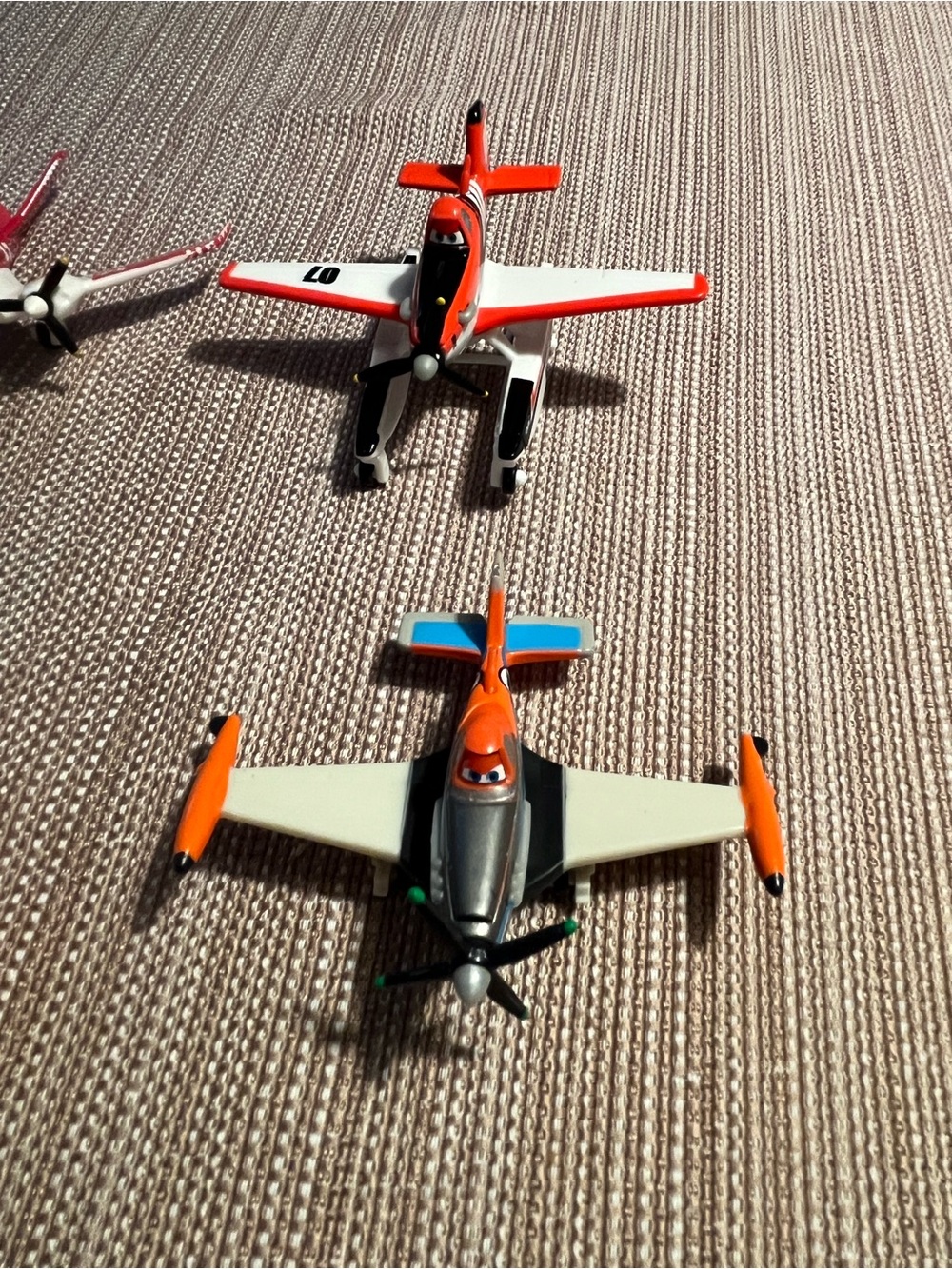 6 Diecast Disney Planes Figures - Picture 4 of 11